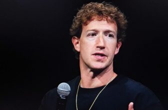 Mark Zuckerberg Plans to Deepen AI’s Presence in Our Online Lives