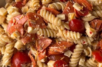 Pepperoni Pizza Pasta Salad – Easy Recipe